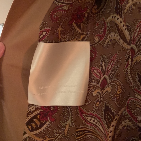 Camel Shannon McLean dress and coat. - Picture 2 of 2